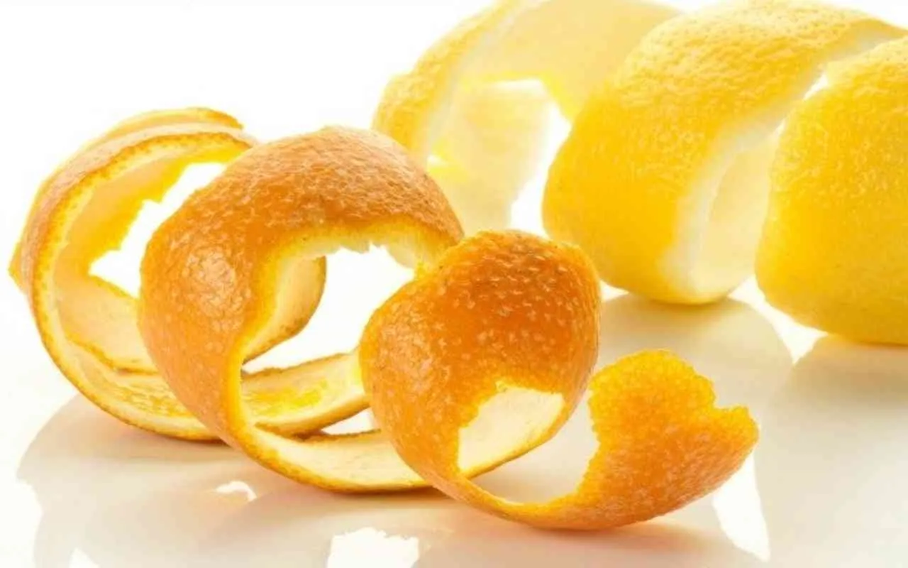bucce di agrumi come detersivo